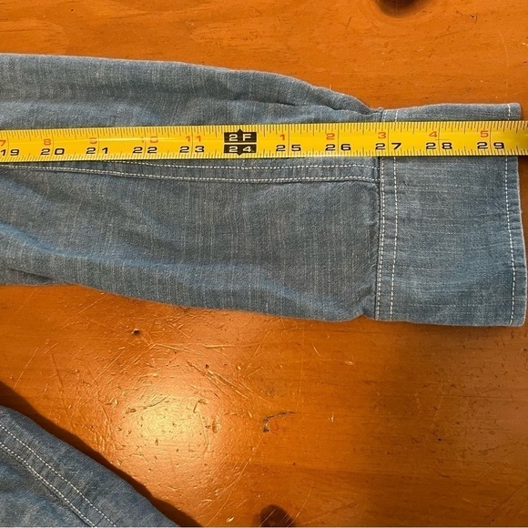 Howe Denim Chambray Western Work Button Down Shirt Sz XL - Picture 8 of 11